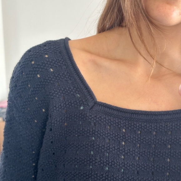 Black Roxy sweater - Picture 2 of 3